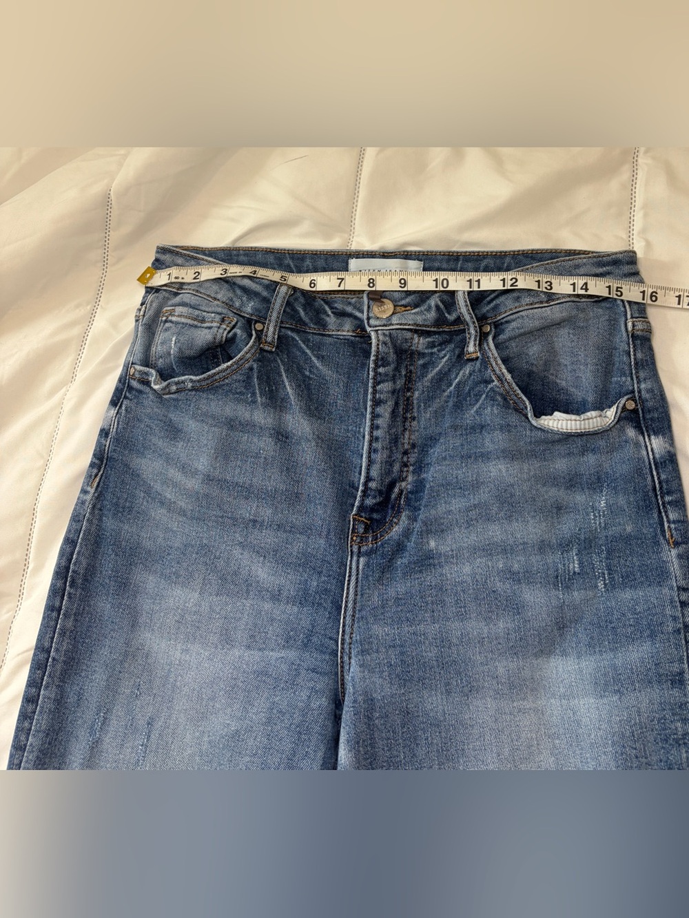 Risen Jeans distressed medium-washed denim pants with frayed raw hem size 13/31 - Picture 7 of 11